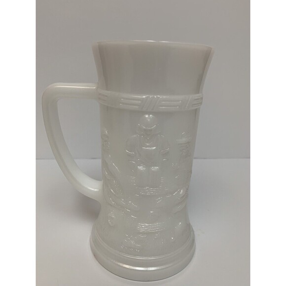 Vintage Federal White Milk Glass Beer Stein Mug Tankard Tavern Scene Set (4) - Picture 6 of 8